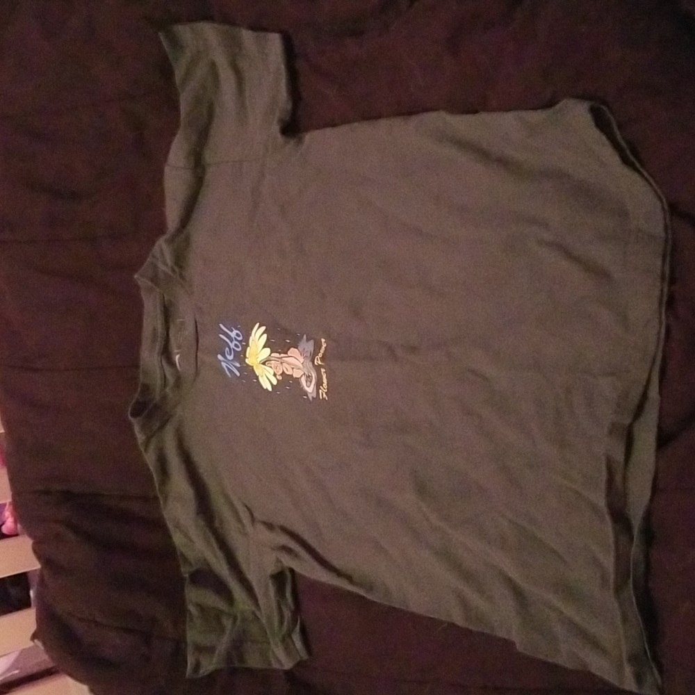 The brand is "Neff" and it is hunter green, and is a size small